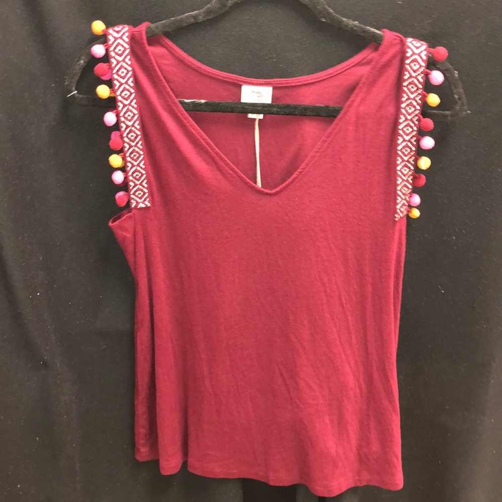 Maroon tank top
